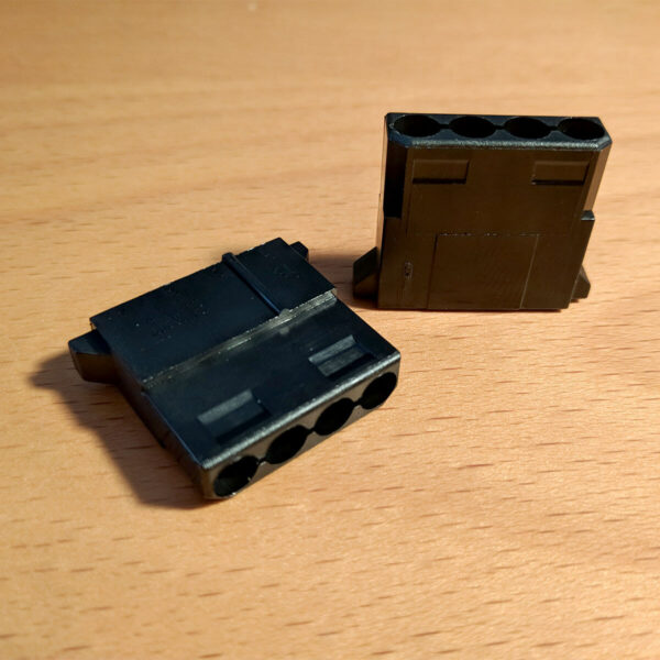 Molex male csatlakozó