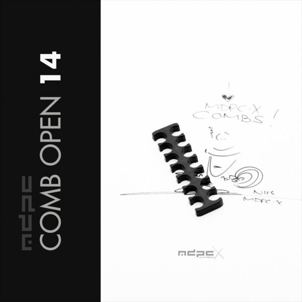 KÁBELFÉSŰ FEKETE NYITOTT 14