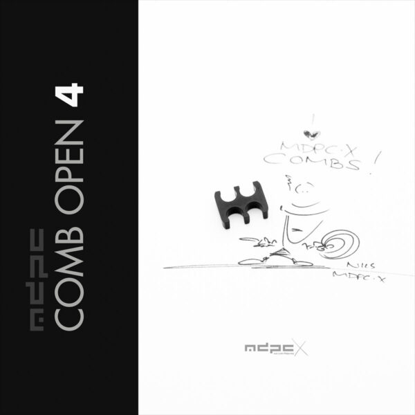 KÁBELFÉSŰ FEKETE NYITOTT 4